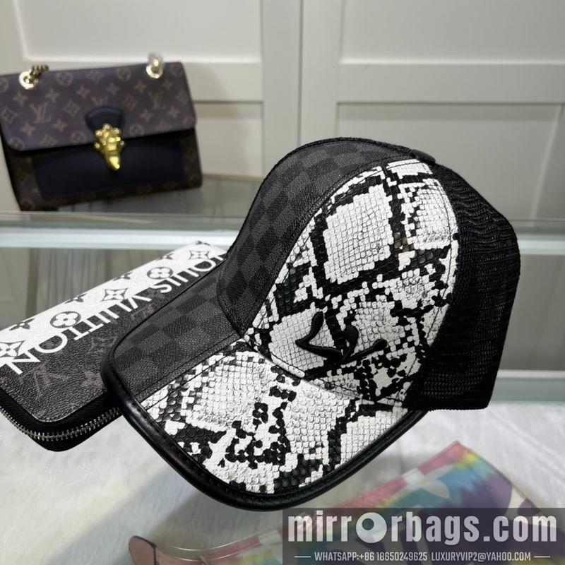 Replica LV cap dx18