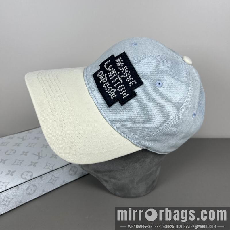 Replica LV cap dx19