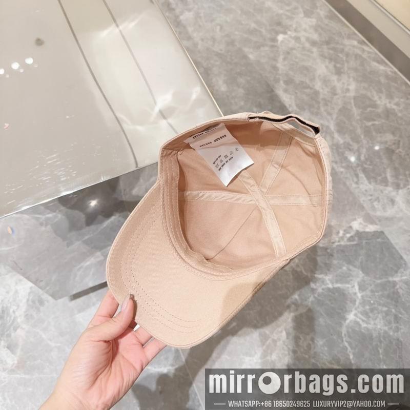 Replica Miumiu cap dx67