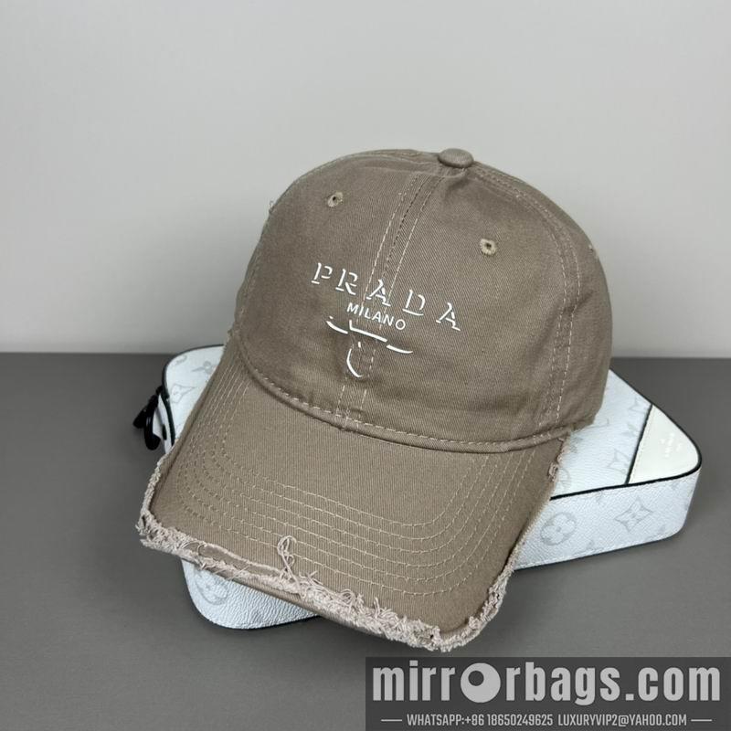 Replica Prada cap dx30