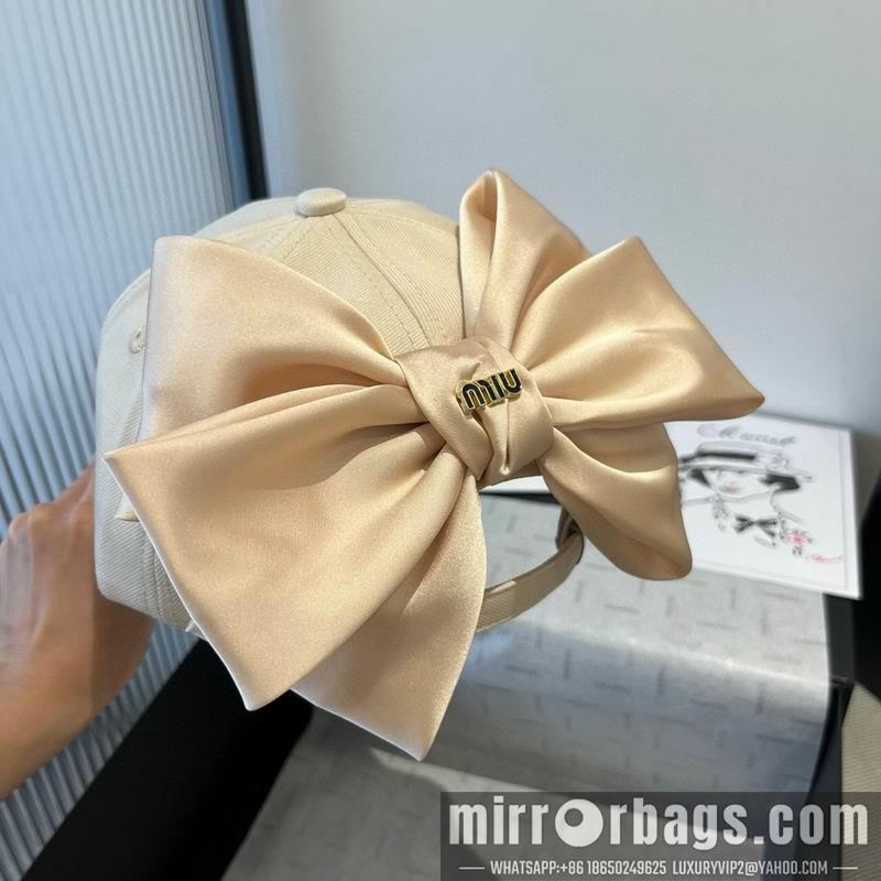 Replica Miumiu cap dx06