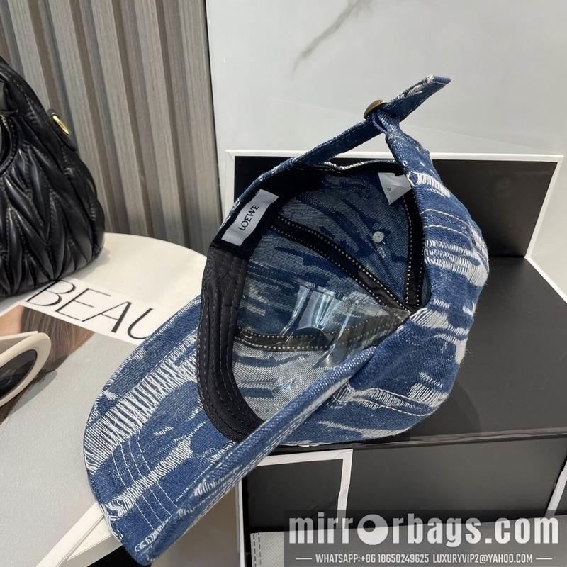 Replica Loewe cap dx53