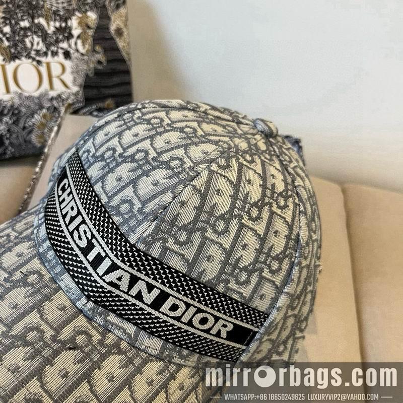 Replica Dior cap dx19
