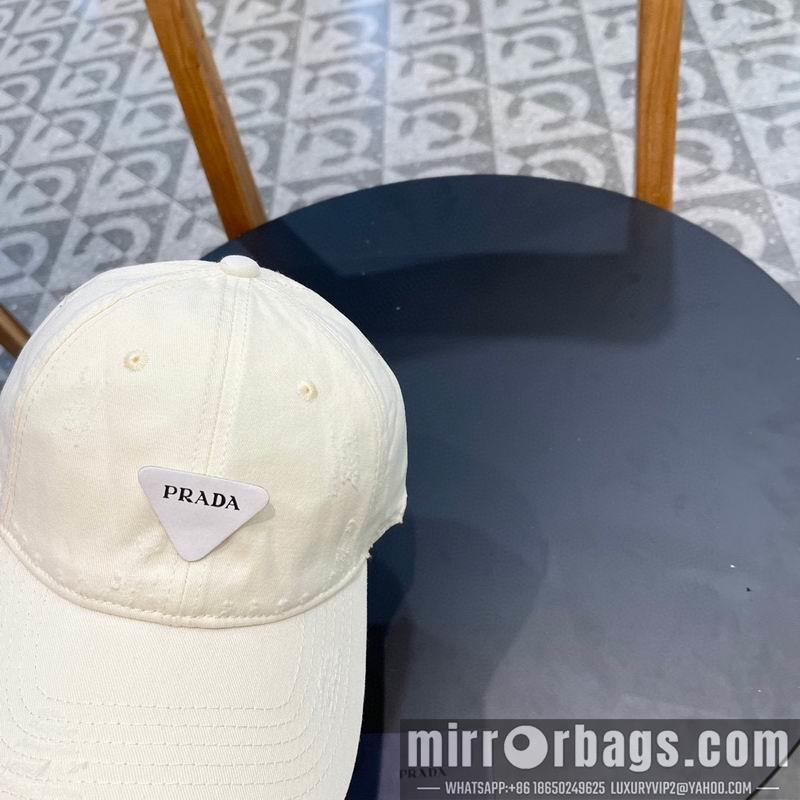 Replica Prada cap 042806