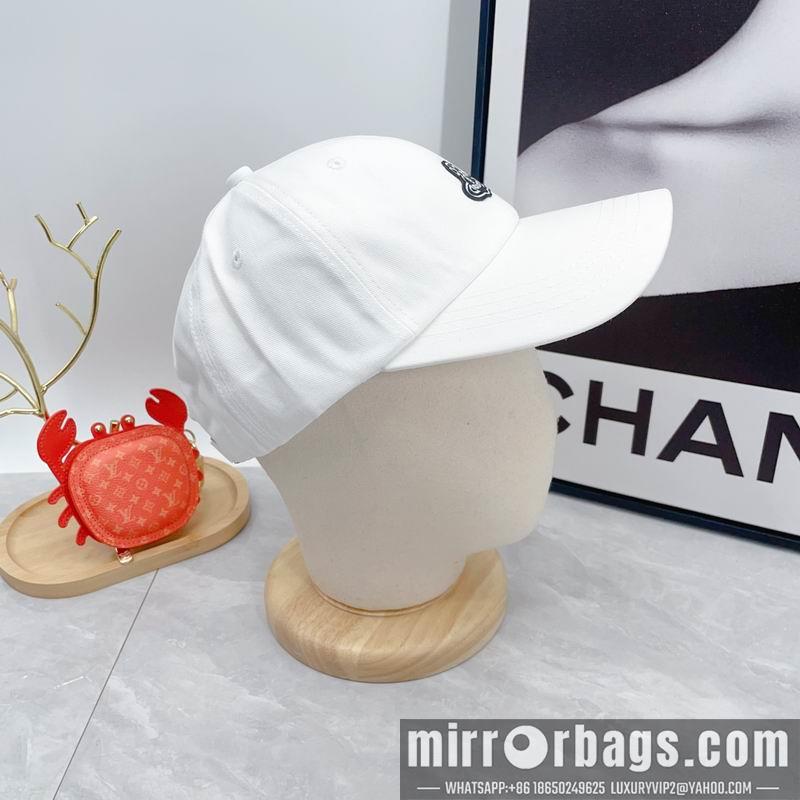 Replica Vivienne Westwood cap dx03
