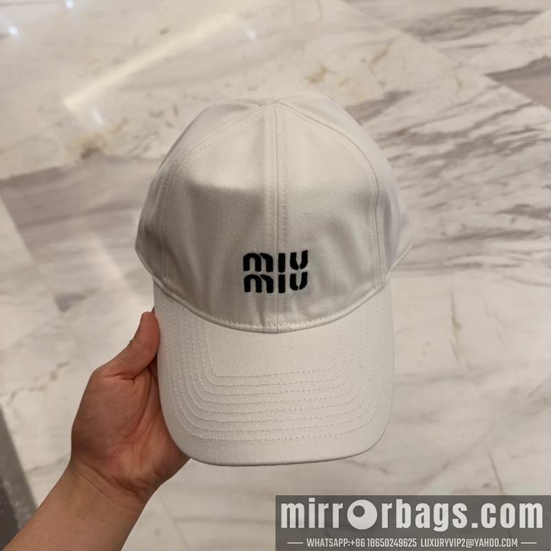 Replica Miumiu Cap dx35