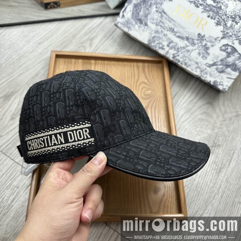Replica Dior cap dx07