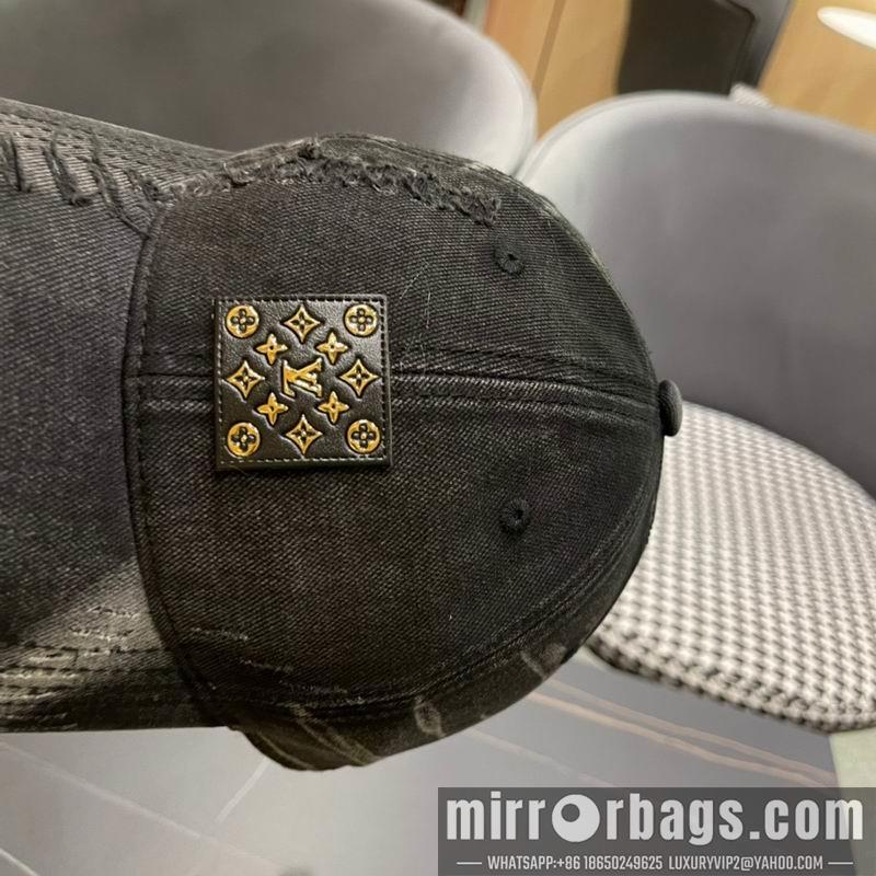 Replica LV cap 092701