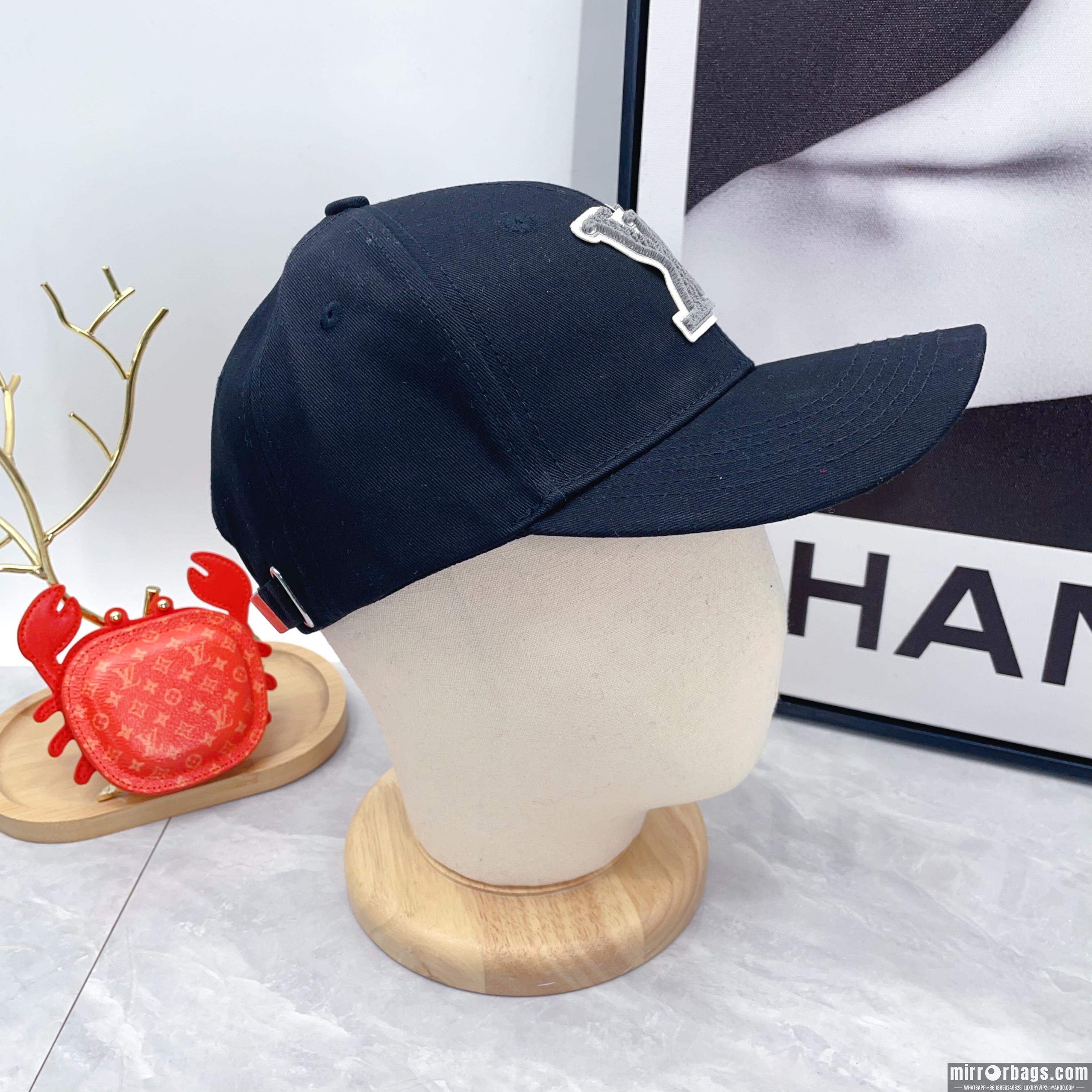 Replica LV Hat dx04