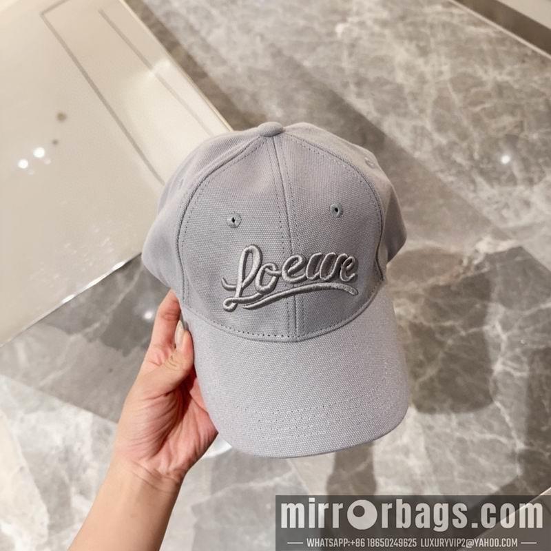 Replica Loewe cap dx44