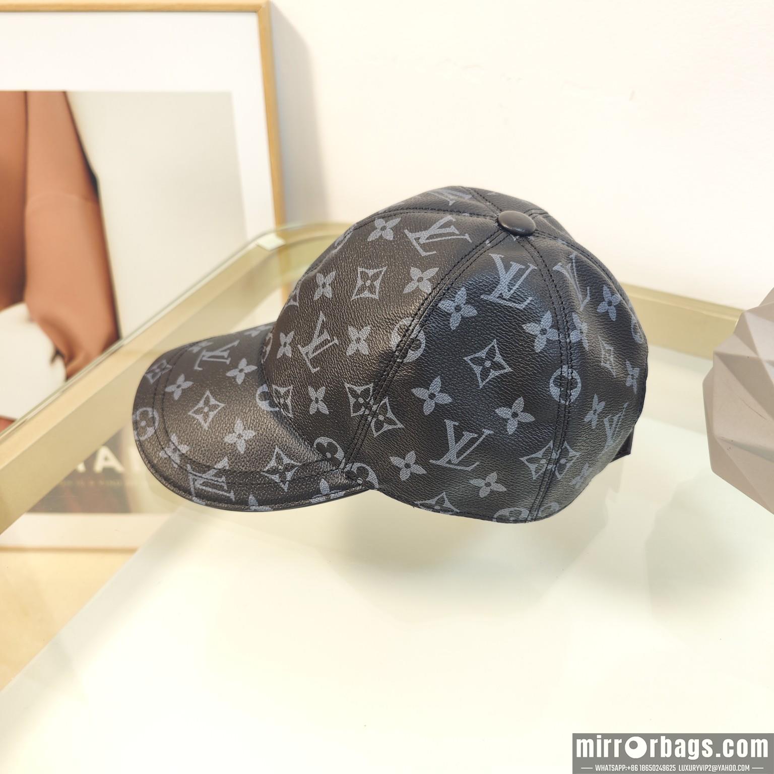 Replica LV cap dx121