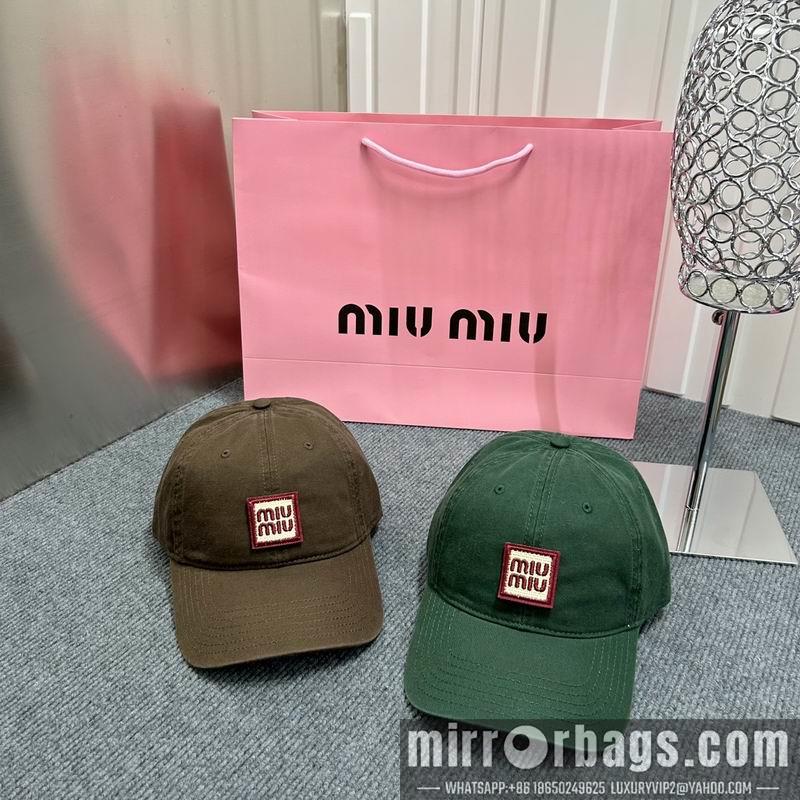 Replica Miumiu cap dx71