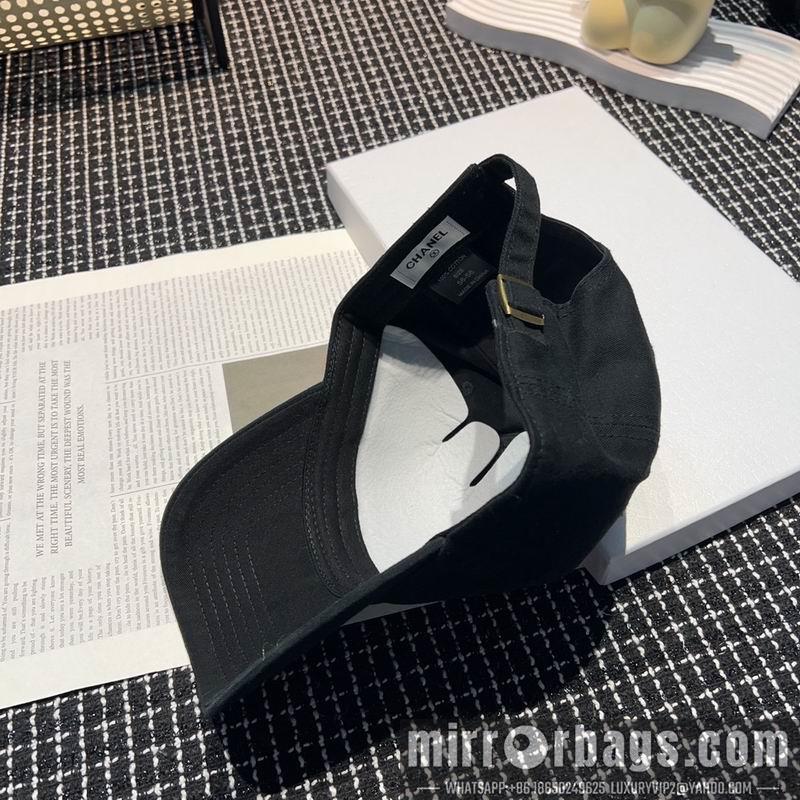 Replica Chanel cap 042603