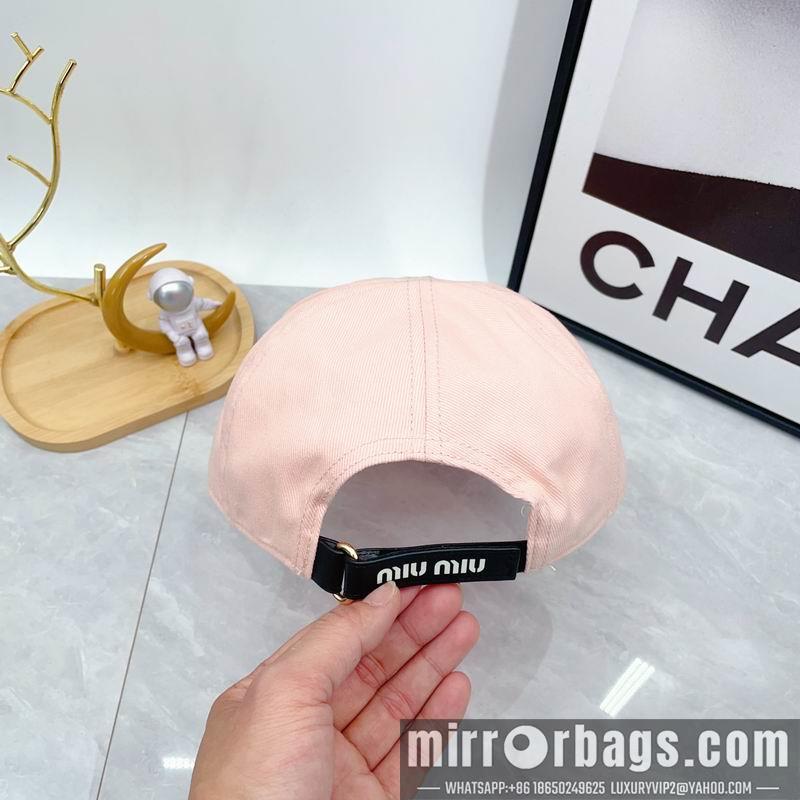 Replica Miumiu cap dx07