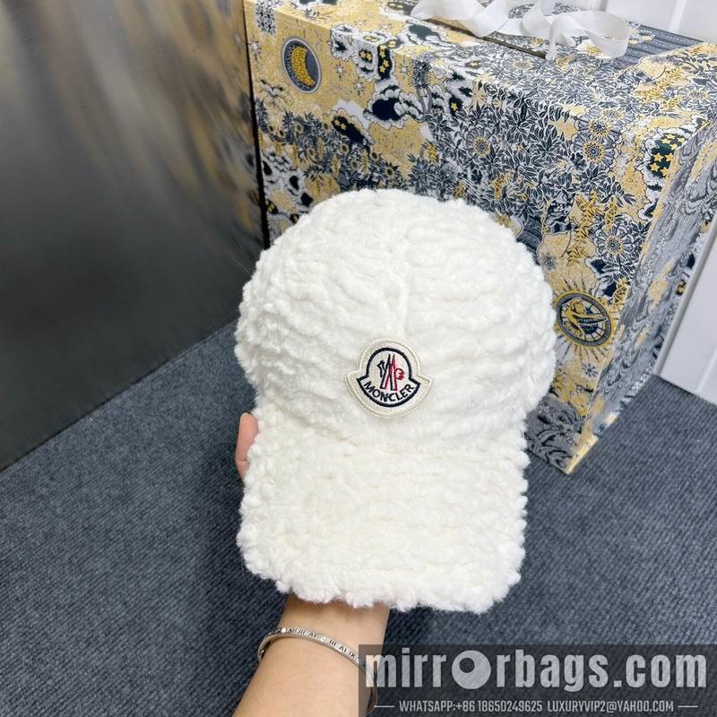 Replica Moncler cap dx10