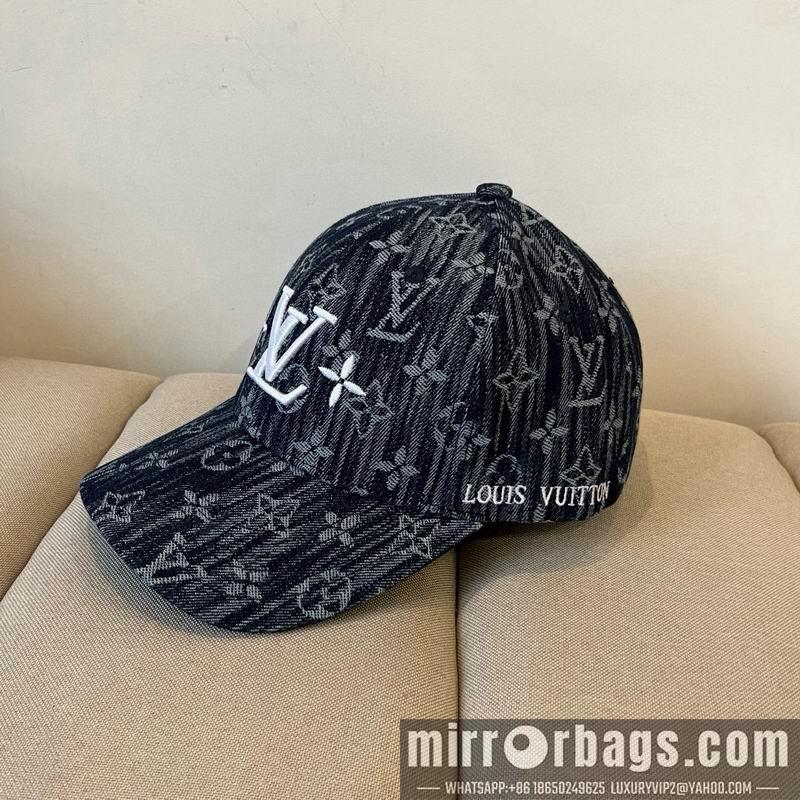 Replica LV cap dx42