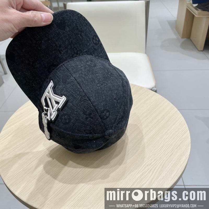 Replica LV Hat 041404