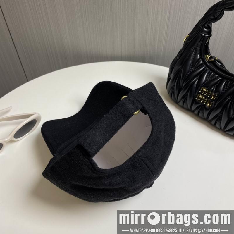 Replica Alexander Wang cap  dx16