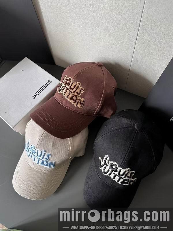 Replica LV cap dx30