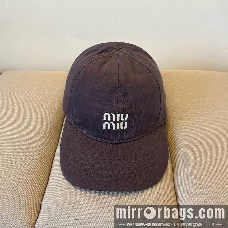 Replica Miumiu Cap dx32