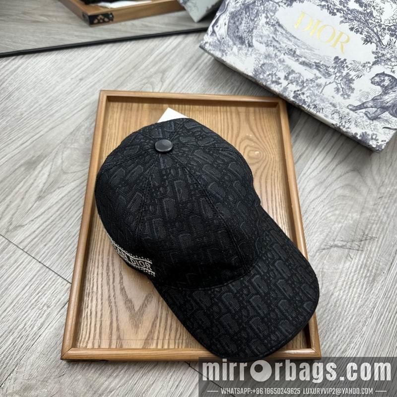 Replica Dior cap dx07