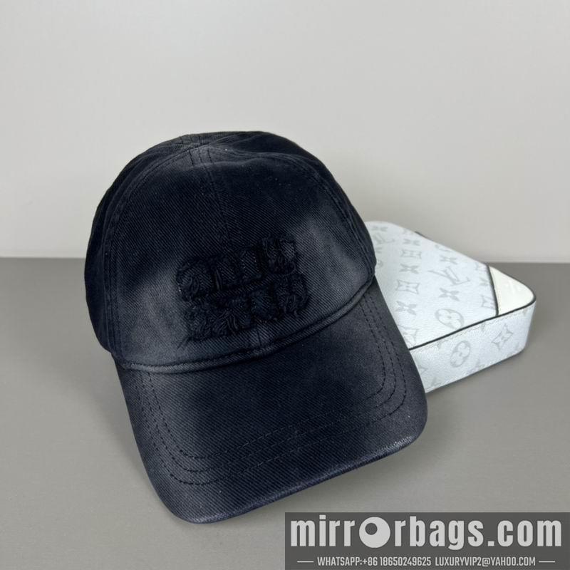 Replica Miumiu cap dx19