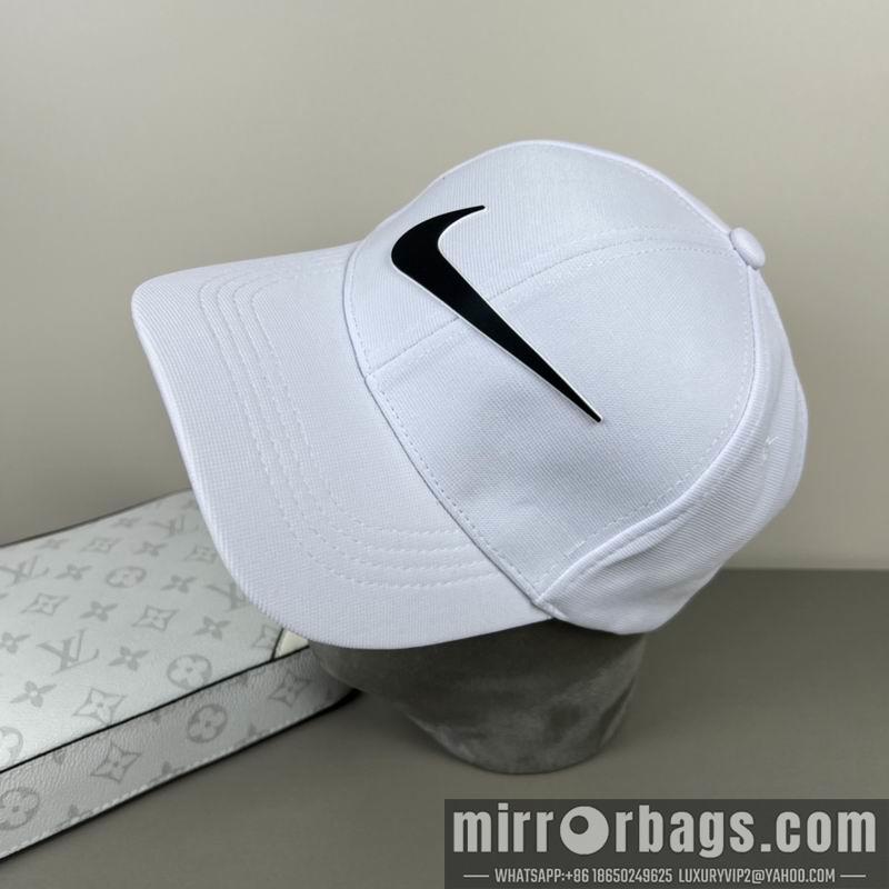 Replica Nike Cap dx13