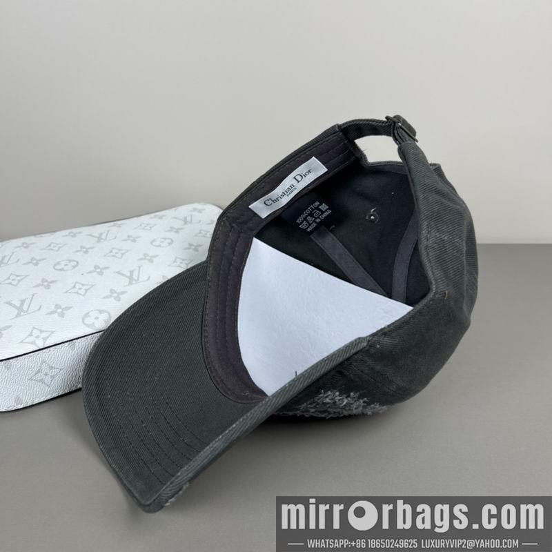 Replica Dior cap dx07