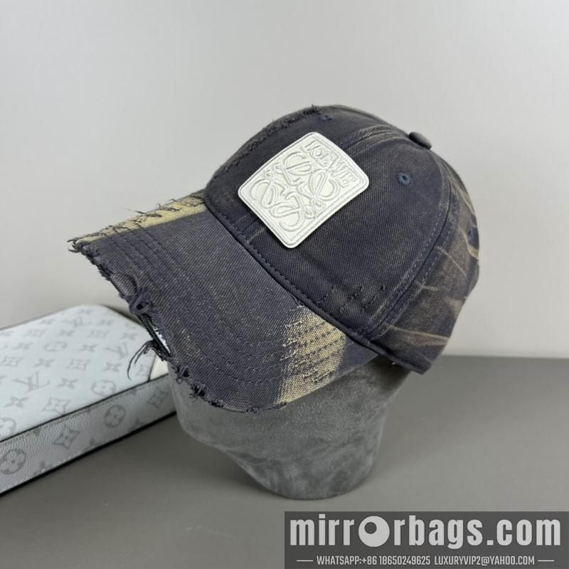 Replica Loewe cap dx42
