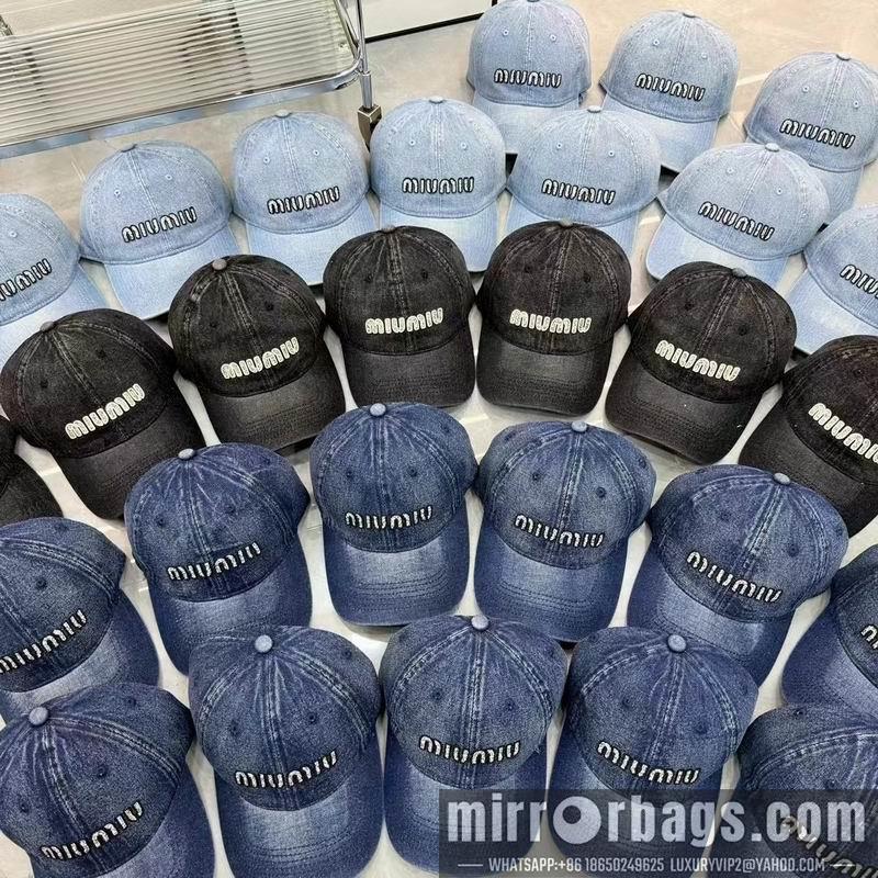 Replica Miumiu cap dx23