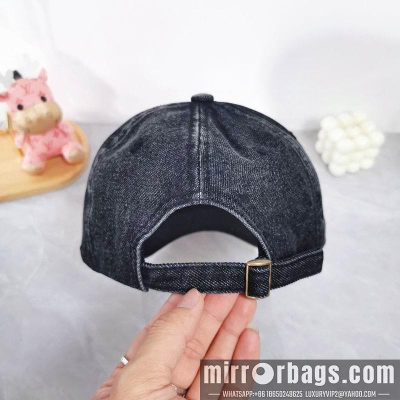 Replica Celine cap dx17