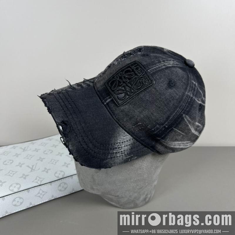 Replica Loewe cap dx42