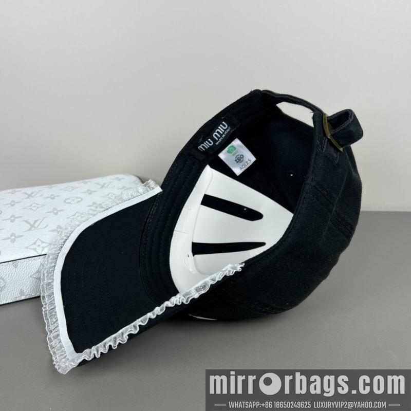 Replica Miumiu cap dx14
