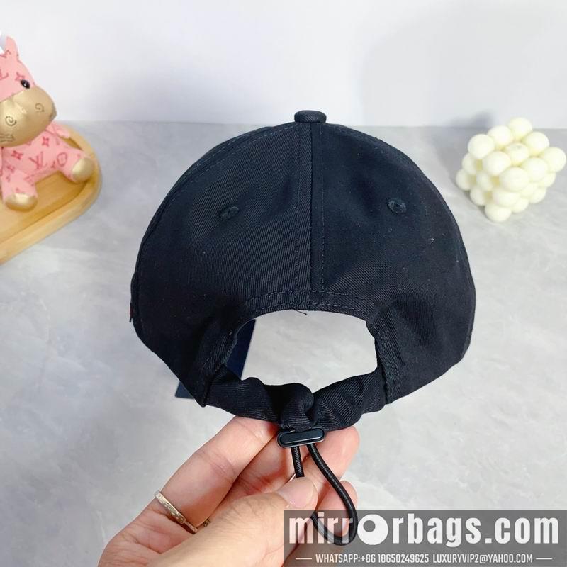 Replica Prada cap dx19
