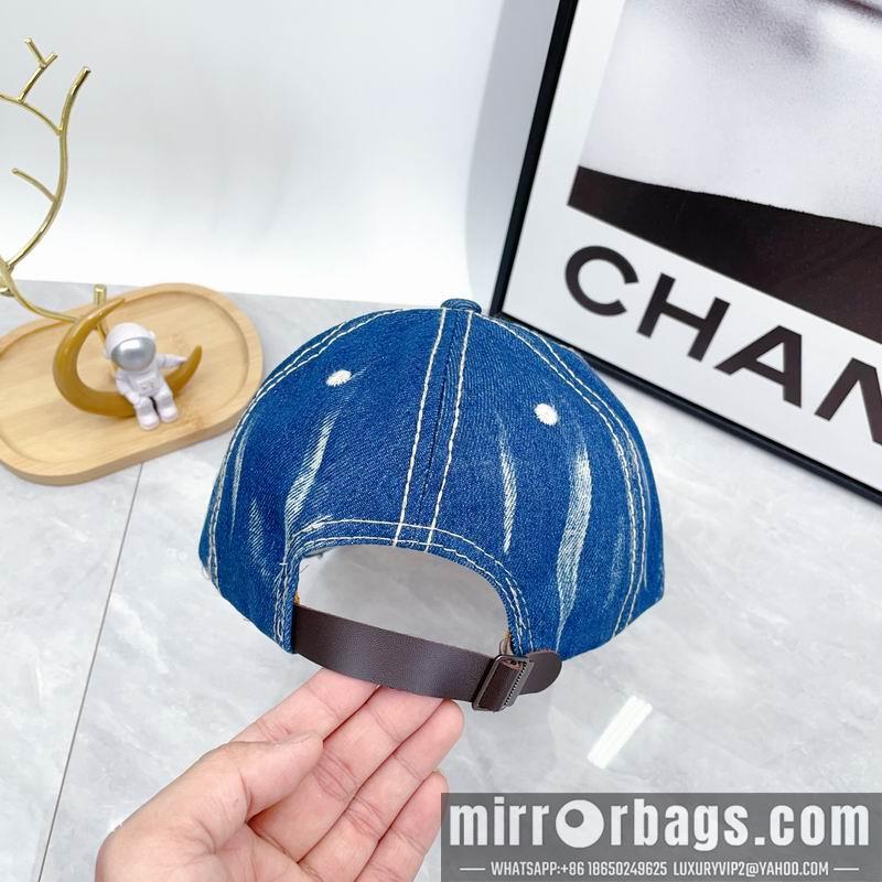 Replica Miumiu cap dx43