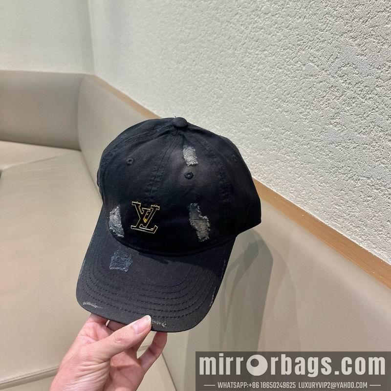 Replica LV cap 050706