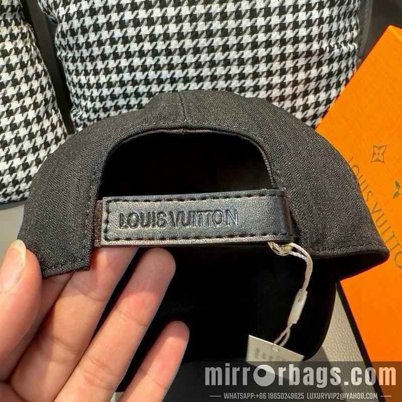 Replica LV Hat 091402