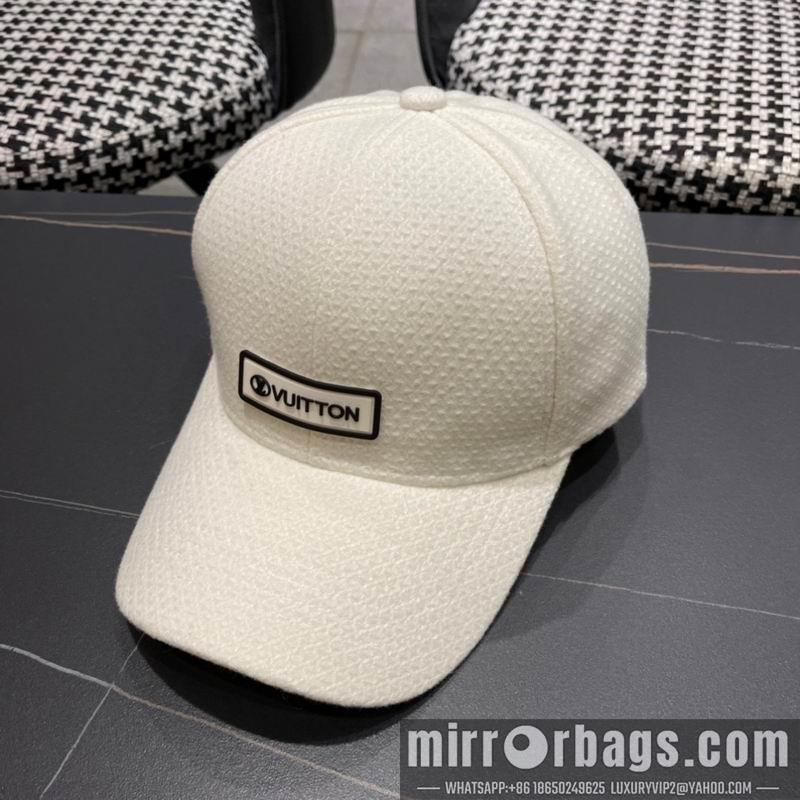 Replica LV cap 010701