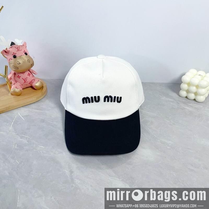 Replica Miumiu cap dx58
