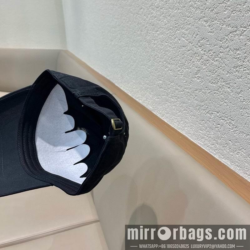 Replica LV cap 050706