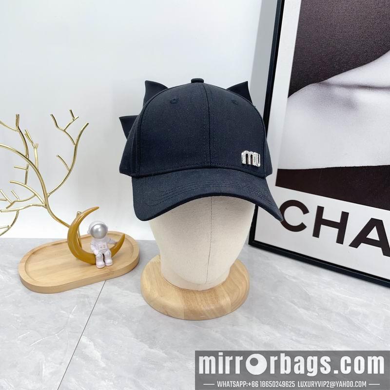 Replica Miumiu cap dx08