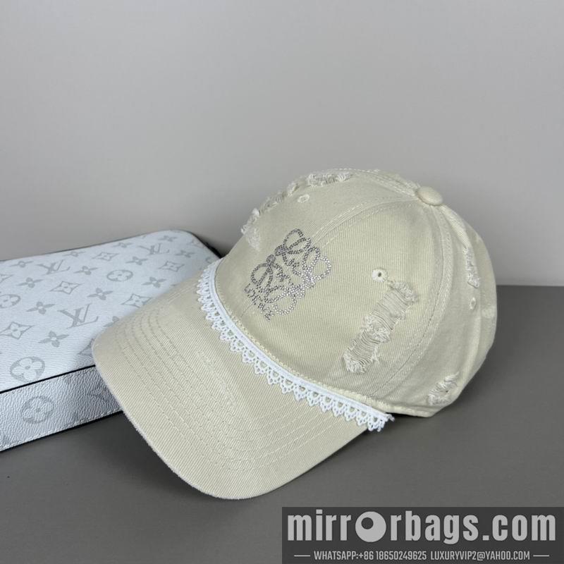 Replica Loewe cap dx46