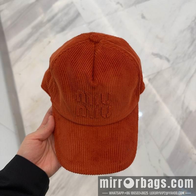 Replica Miumiu Cap dx37