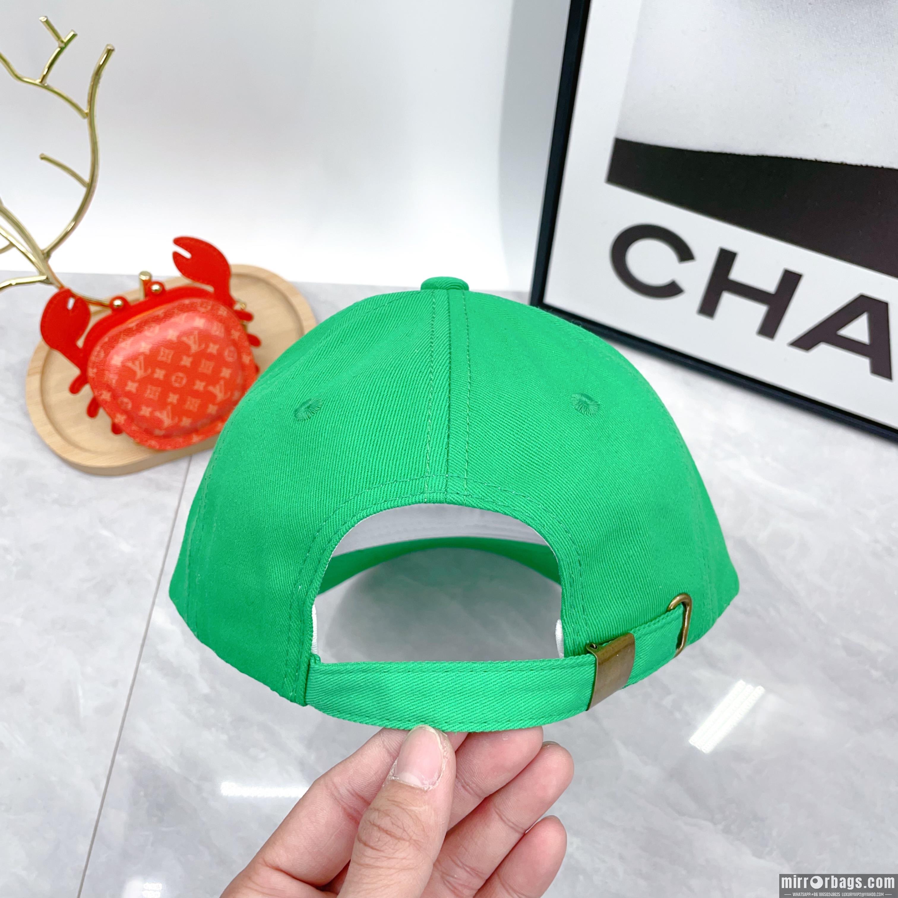Replica LV Hat dx04