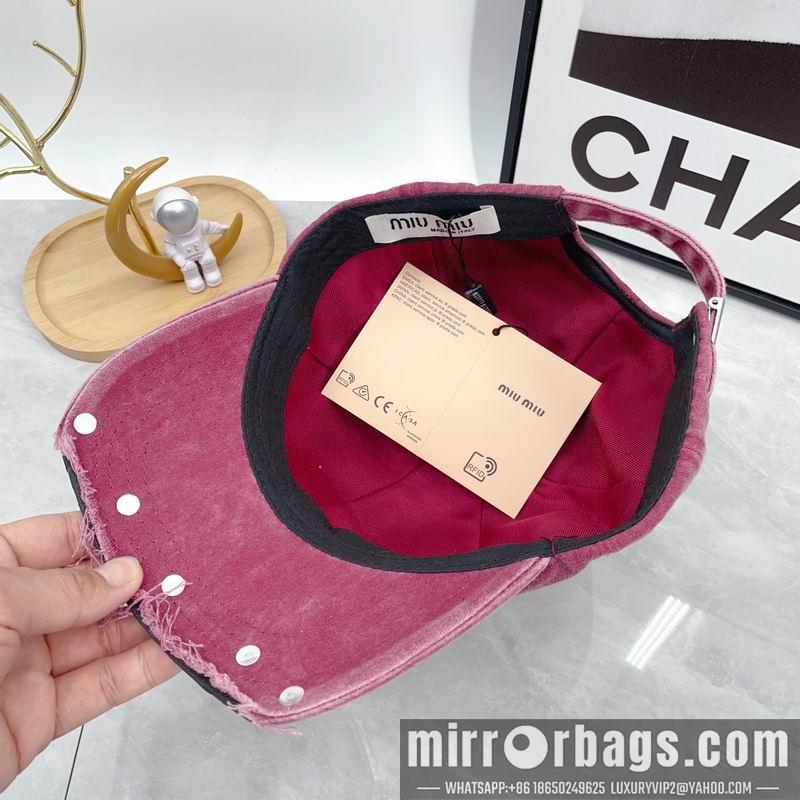 Replica Miumiu cap dx22