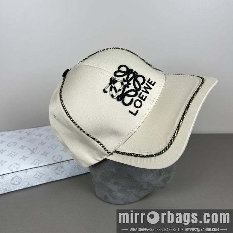 Replica Loewe cap dx47