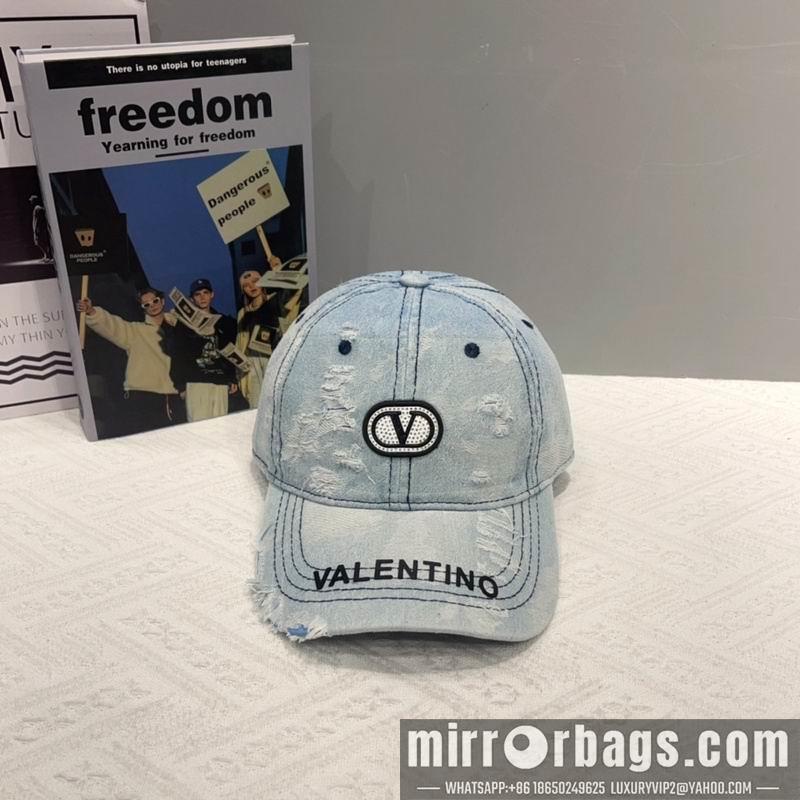 Replica Valentino Hat hm01