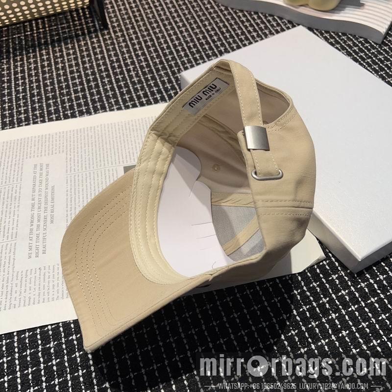 Replica Miumiu cap dx10