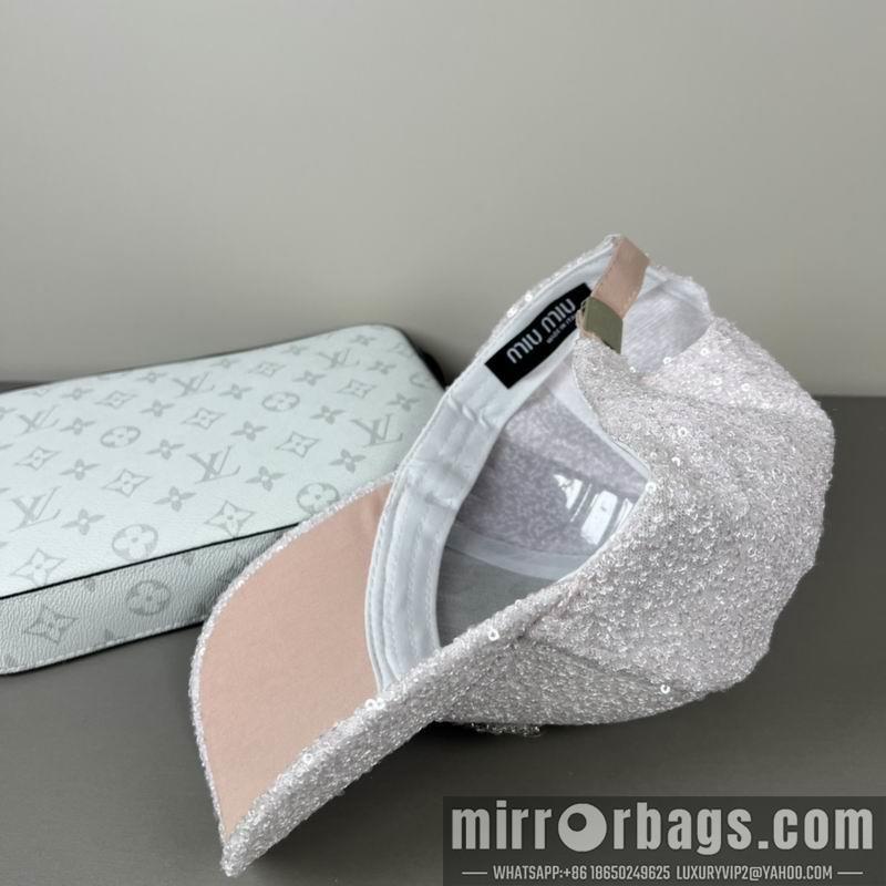 Replica Miumiu Cap dx40
