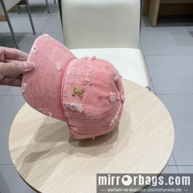 Replica LV Cap 032001